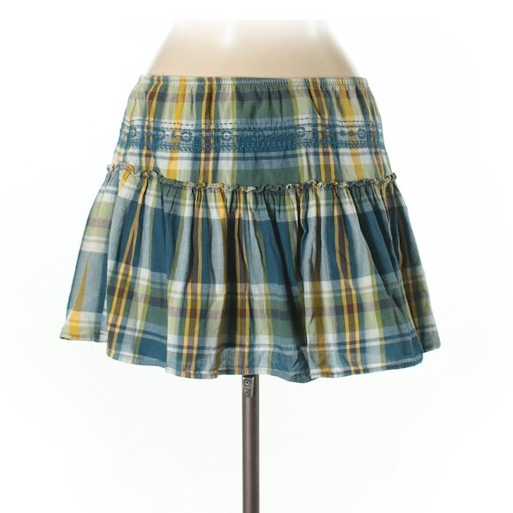 Dresses & Skirts - LAST CALL Plaid Skirt sz M